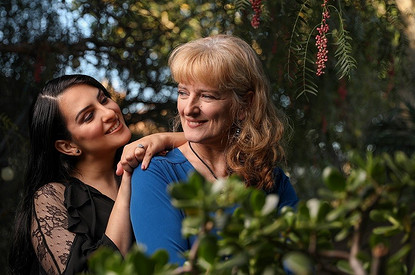 Вторая мама или наказание: что ждать от тещ разных знаков зодиака