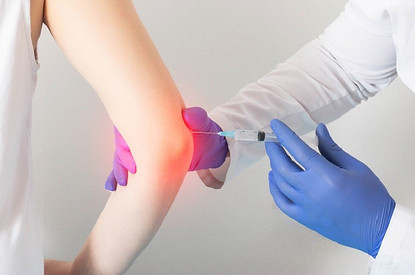 Лечение суставов без разрезов: в чем еще плюсы новых инъекционных методик