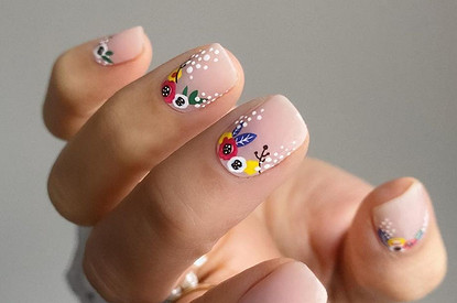 Маникюр на короткие ногти 2021: нежные варианты для любого случая