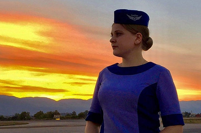 «Похудела ради работы на 11 килограммов»: все о профессии стюардесса на примере историй трех бортпроводниц