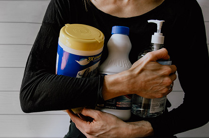 10 ошибок, которые чаще всего совершают при уборке квартиры: советы по исправлению