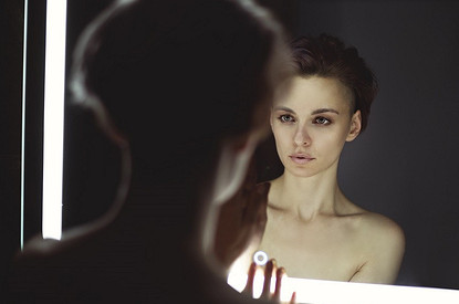 От тюля до торшера: 12 незаменимых предметов для модной фотосессии дома