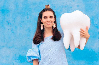 Коронка или пломба: что точно защищает зубы, а что - лишняя трата денег