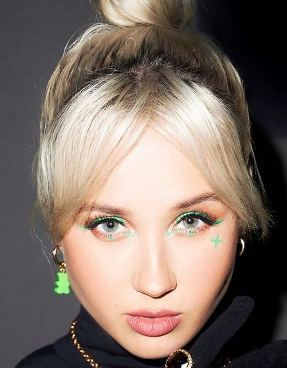 Клава Кока показала новые снимки и горячую обложку для Playboy