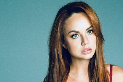 «Улучшений нет»: пиар-менеджер МакSим рассказала о состоянии погруженной в кому певицы