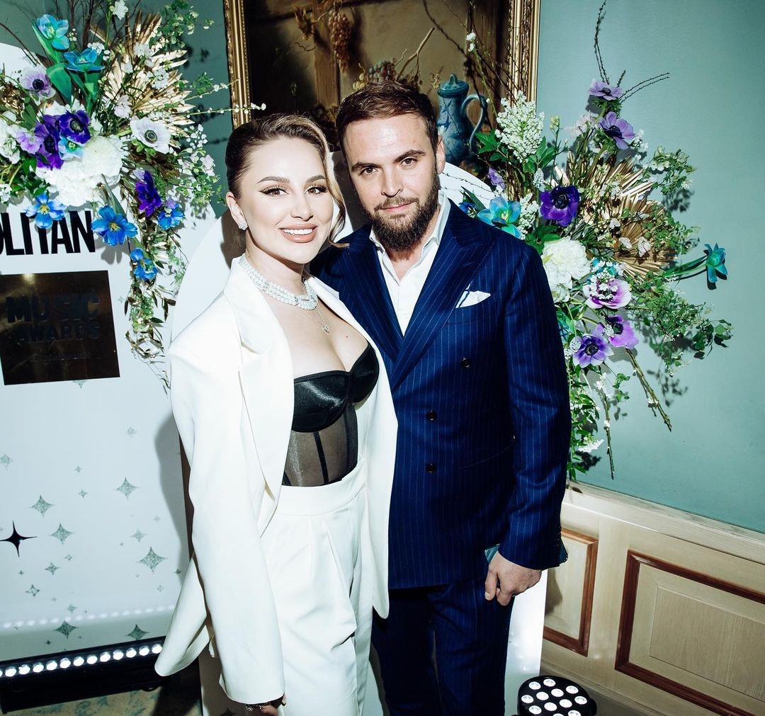 «Мы одно целое, мы неделимы»: неудачи в личной жизни и большая любовь солистки группы Artik&Asti