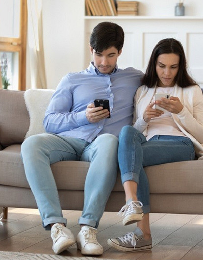 Цвет излучения синий: как защитить глаза от воздействия гаджетов