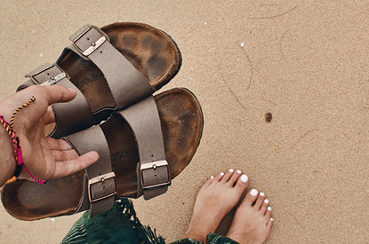 Чемоданное настроение: всего 5 вещей, которые помогут тебе быть в отпуске самой стильной