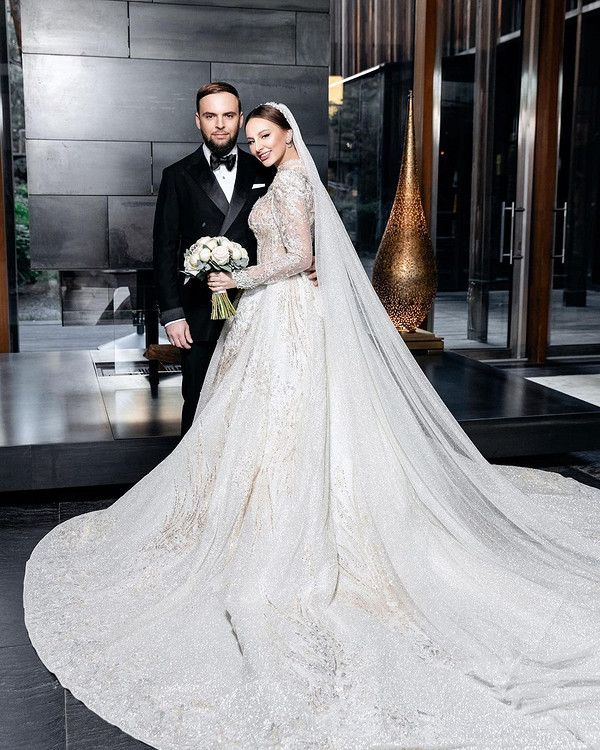 «Мы одно целое, мы неделимы»: неудачи в личной жизни и большая любовь солистки группы Artik&Asti