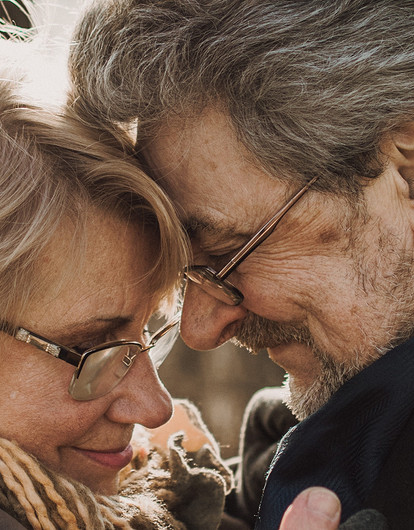 Что подарить родителям на годовщину свадьбы: 25 оригинальных идей подарков