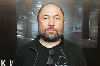 Тимуру Бекмамбетову — 60: создание нового киноязыка, развод с дочерью известного актера и новая молодая жена