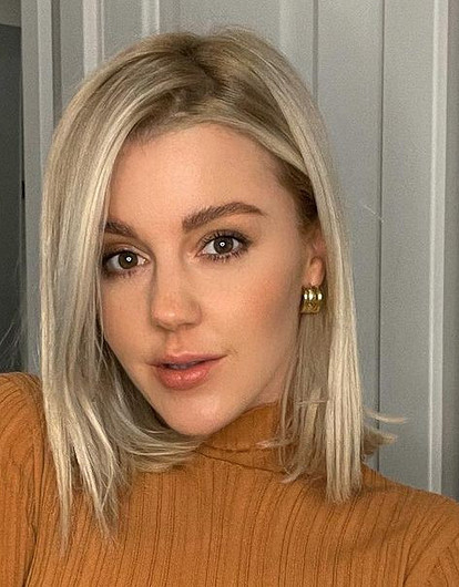 Юлианна Караулова впервые стала мамой