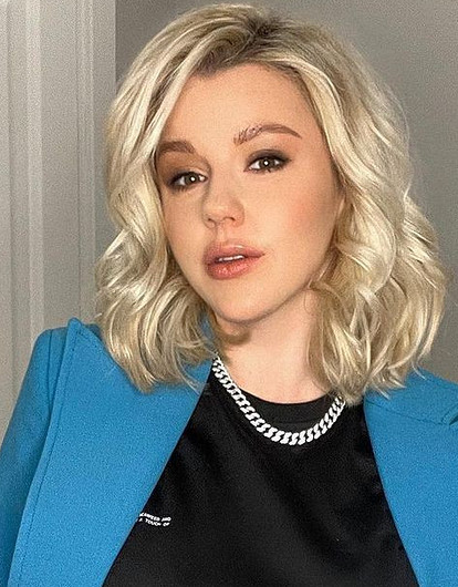 «Мой невероятный мальчик!»: Юлианна Караулова показала первые снимки из роддома