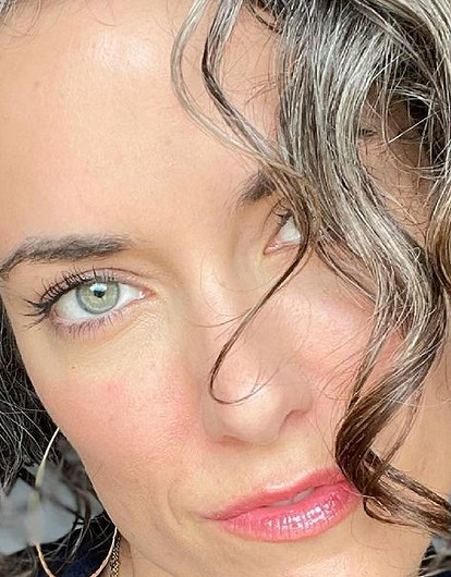 Окрашивание с «эффектом седины»: что нужно знать о громбре прямо сейчас