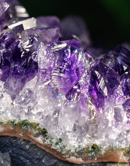 Магические свойства камня аметист: как носить, кому подходит, а кому нет (таблица по знакам зодиака)