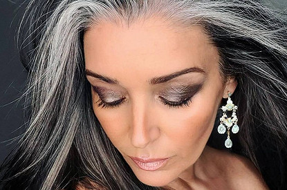 Чем тонировать седые волосы в домашних условиях: продукты и лайфхаки от стилистов