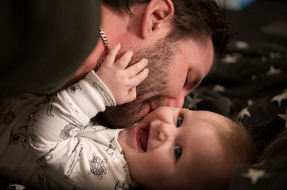 Как уложить ребенка спать: 6 советов для современных отцов