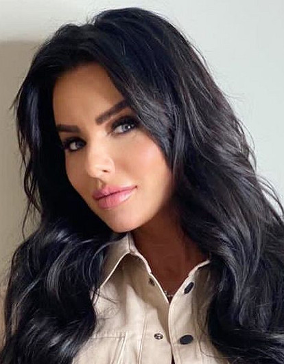 «Закон Димы Яковлева»: Ксения Собчак потроллила экс-солистку «Тату» Юлию Волкову (видео)