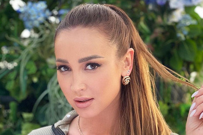 «Их уже забыли»: Ольга Бузова ответила на критику звезд из-за своего участия в спектакле МХАТа