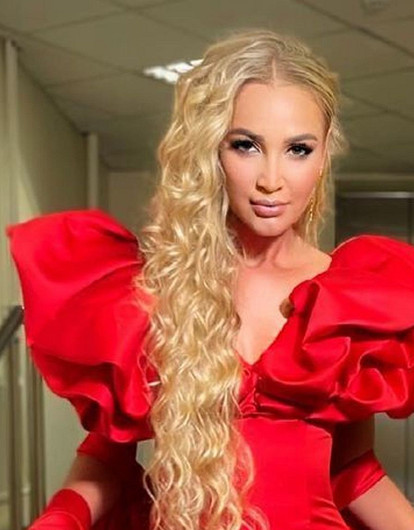 «Вторая после Путина»: Ольга Бузова похвасталась своей популярностью в России