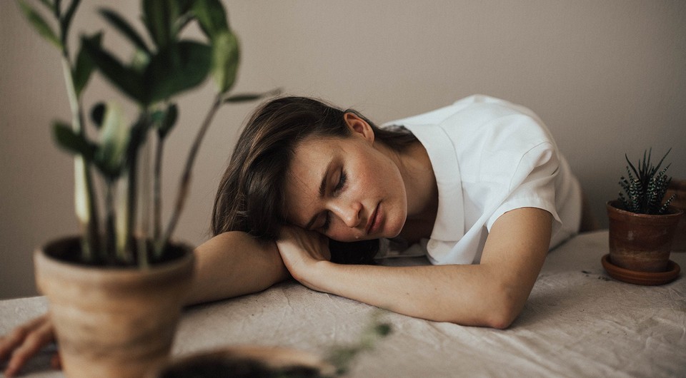 Синдром хронической усталости: как отличить от обычного утомления и можно ли вылечить