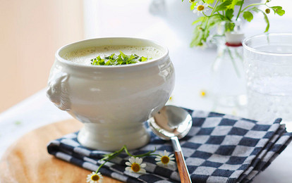 Гороховый суп с беконом и креветками