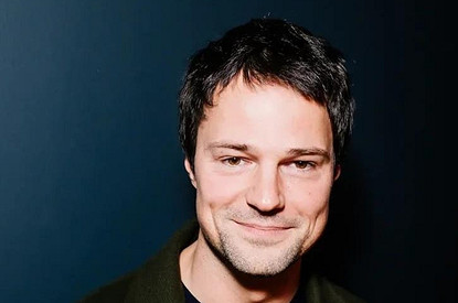 Данила Козловский прилетел в США показал трогательное фото подросшей дочери от Ольги Зуевой