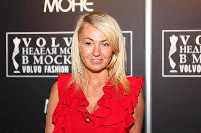 Яна Рудковская впервые показала лицо младшего сына от суррогатной матери