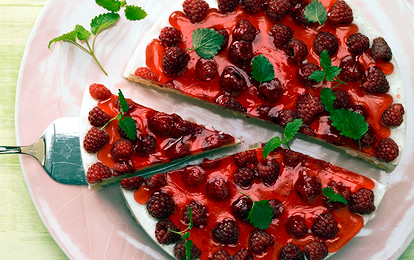 Малиновый торт с йогуртовым кремом