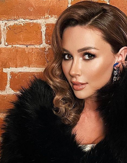 Дочь Анастасии Заворотнюк рассказала, что выходит замуж