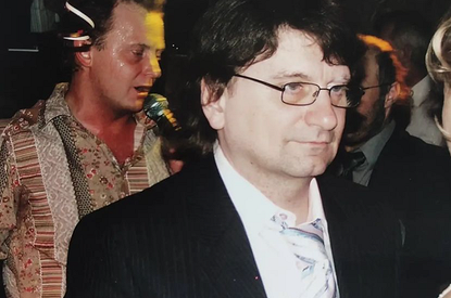 «Тяжелая утрата»: продюсер Натали и группы «Мираж» скончался от коронавируса