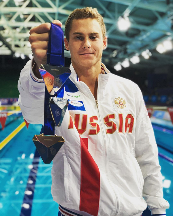 10 самых красивых спортсменов сборной России на Олимпийских играх в Токио