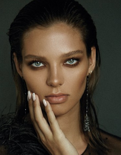 Стали известны имя и пол новорожденного малыша Алеси Кафельниковой