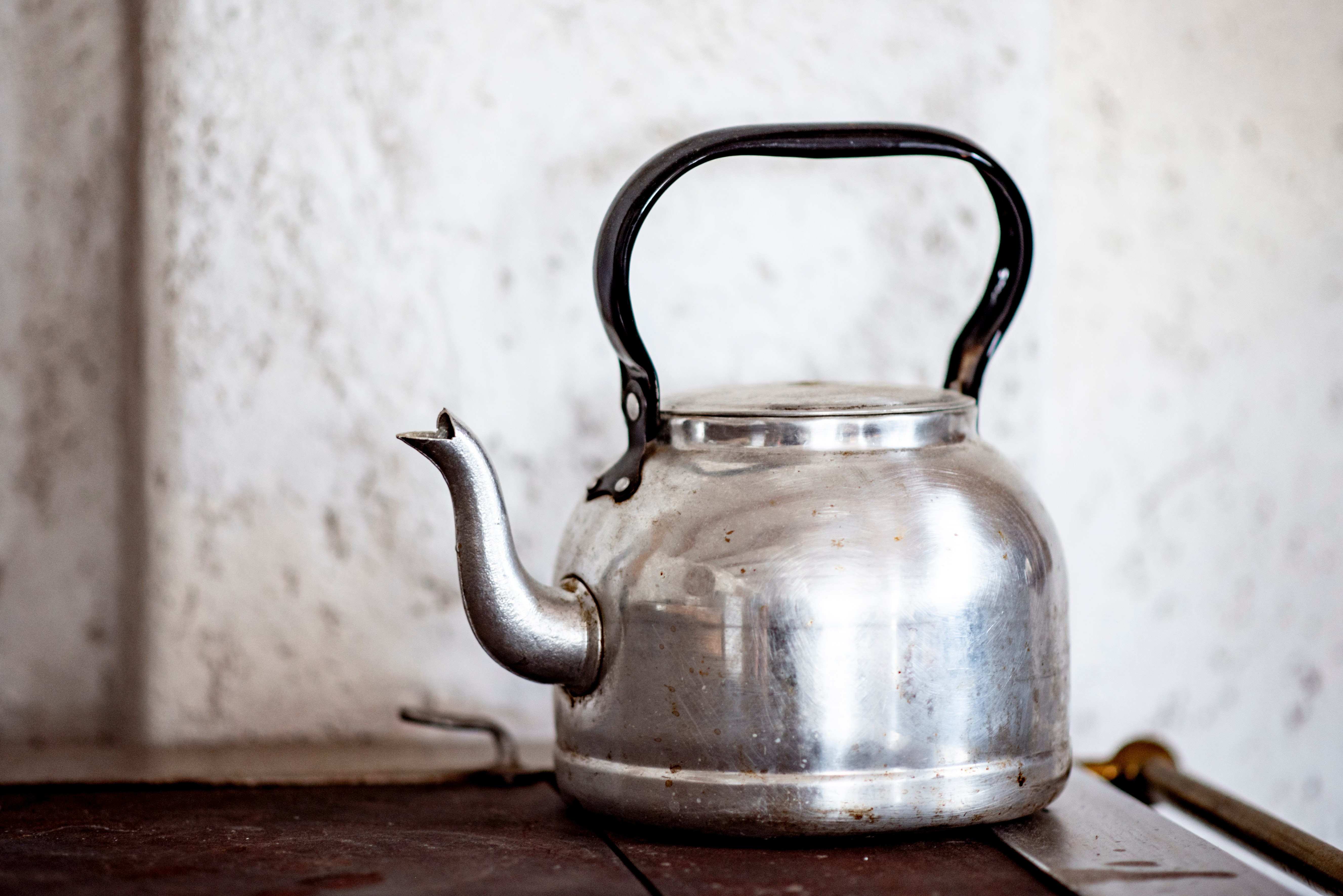 7 лучших народных средств от накипи в чайнике