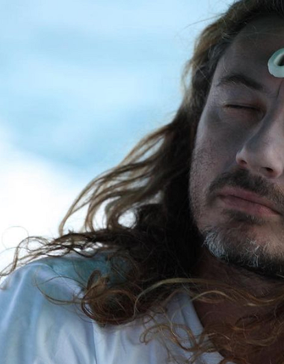 Бывший муж Айзы Долматовой посажен в балийскую тюрьму (видео)