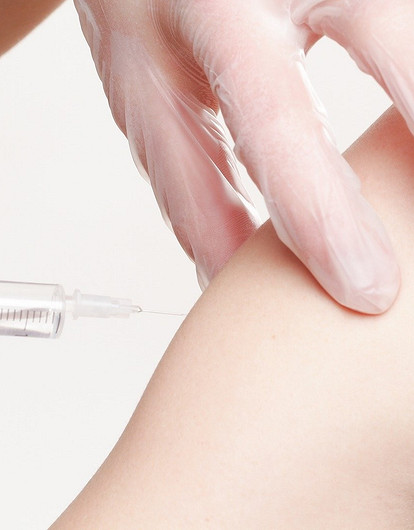 Что можно, а чего нельзя делать после прививки от коронавируса (все не так страшно, как многие думают)