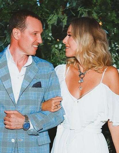 «Связала алчность»: Ксения Собчак высмеяла слухи о романе с Игорем Верником