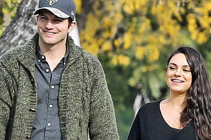 Мила Кунис и Эштон Катчер рассказали, что не каждый день купают своих детей