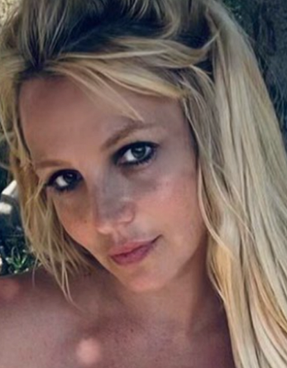 Бритни Спирс опубликовала откровенное видео — поклонники беспокоятся за ее ментальное здоровье (видео)