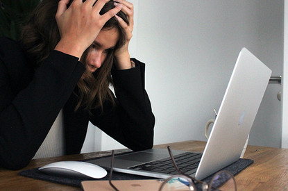 Почему с Весами нужно быть всегда начеку: 5 минусов самого замороченного знака зодиака