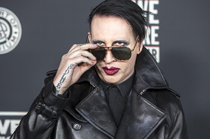 Мэрилин Мэнсон сдался полиции по обвинению в нападении