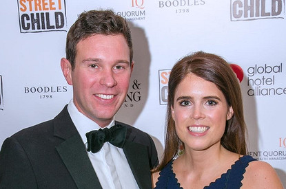 Муж принцессы Евгении сменил работу после отдыха с полуобнаженными моделями