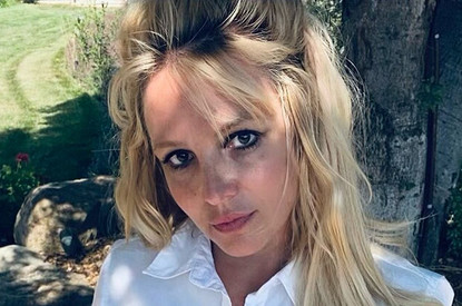 Бритни Спирс ответила на слухи о беременности и пластике и объяснила, зачем публикуется топлес