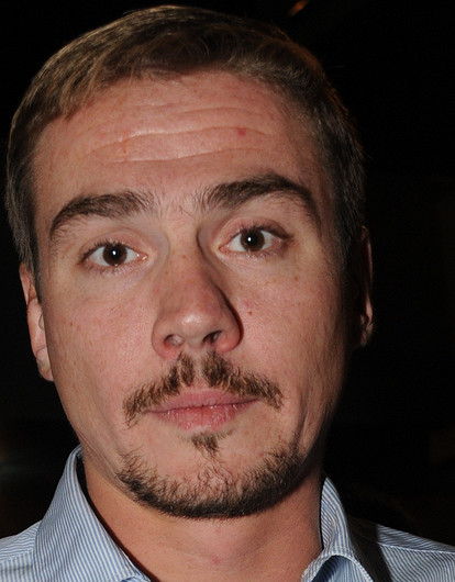 Денис Никифоров: выбор профессии, роман с певицей МакSим и настоящая любовь известного актера