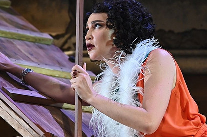 «Мы считаем это неуважением»: актеры МХАТа высказались против участия Ольги Бузовой в спектакле о Сталине