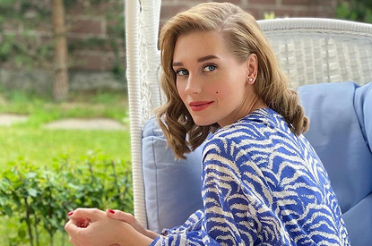 «Настоящая причина развода»: Кристина Асмус высмеяла расставание с Гариком Харламовым (видео)