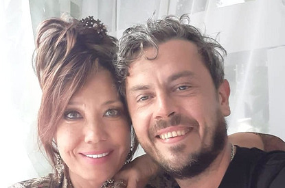 Муж Азизы заявил, что нашел суррогатную мать для их ребенка