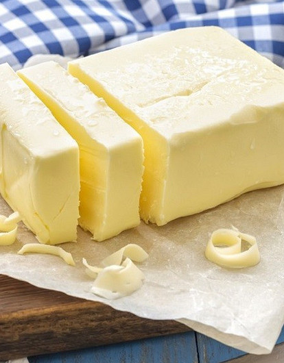 Как правильно хранить сливочное масло: точные сроки, температура и несколько народных способов
