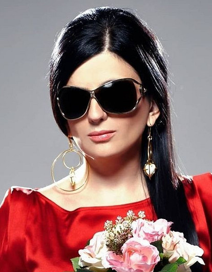 Диана Гурцкая: как попала на большую сцену, где встретила свою любовь и как воспитывает сына-подростка