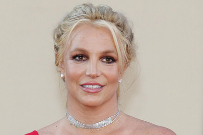 Отец Бритни Спирс заявил о «конфиденциальных» болезнях и зависимостях певицы